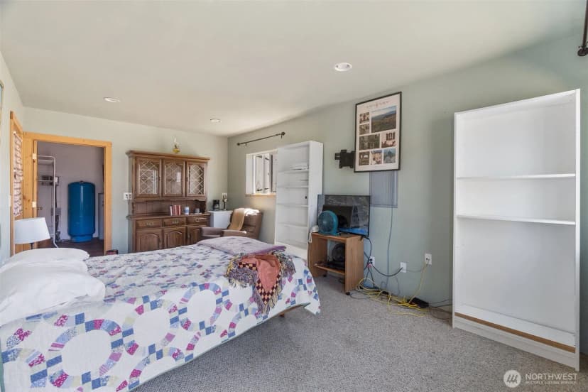 Property photo for 225 Maw Road, Toledo photo 23