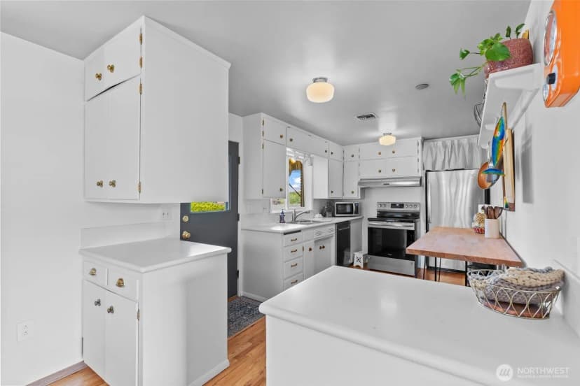 Property photo for 306 N 27th Avenue, Yakima photo 9