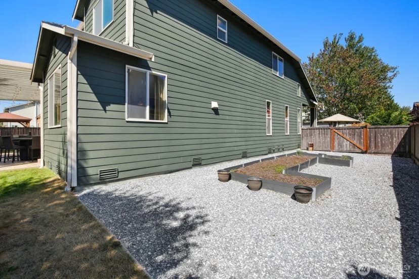 Property photo for 471 Rosario Place Ne, Renton photo 39