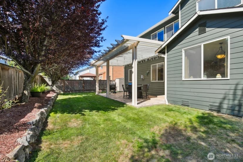 Property photo for 471 Rosario Place Ne, Renton photo 38