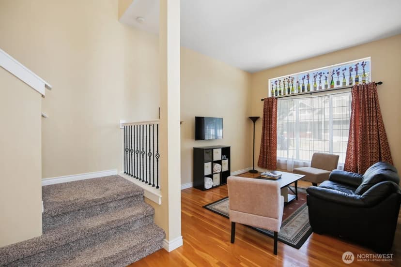 Property photo for 471 Rosario Place Ne, Renton photo 6
