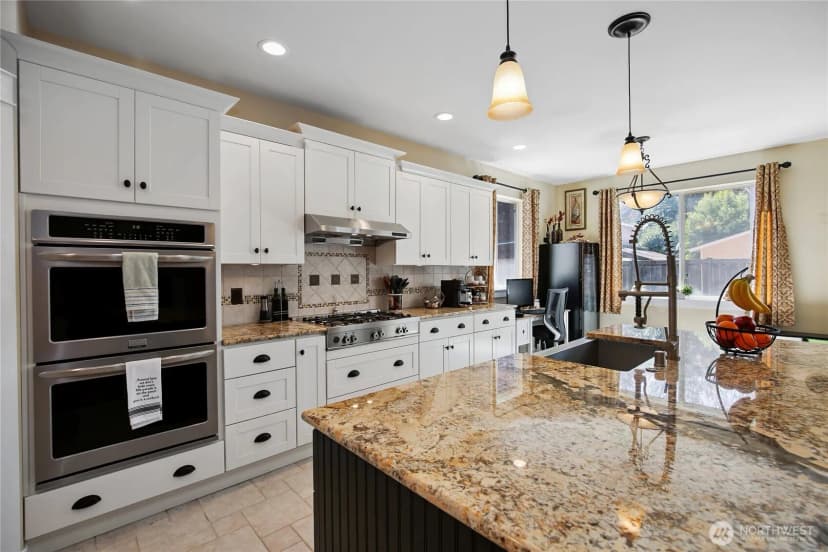 Property photo for 471 Rosario Place Ne, Renton photo 13