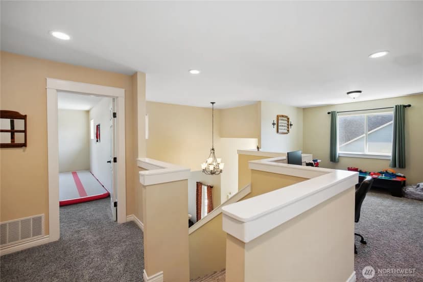 Property photo for 471 Rosario Place Ne, Renton photo 23
