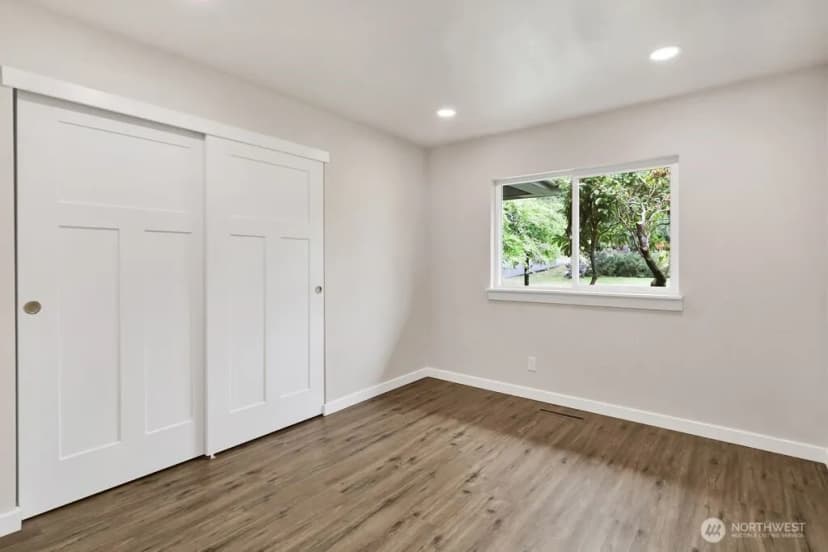 Property photo for 2817 Mcleod Road, Bellingham photo 23
