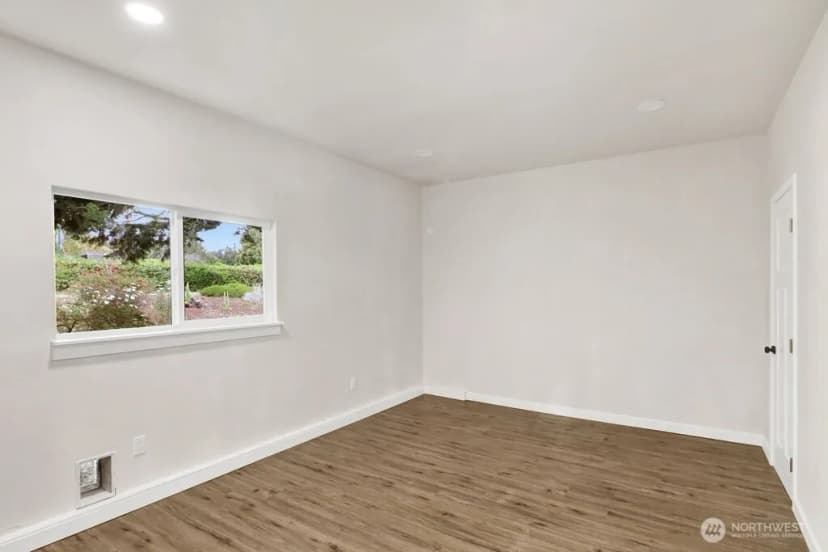Property photo for 2817 Mcleod Road, Bellingham photo 32