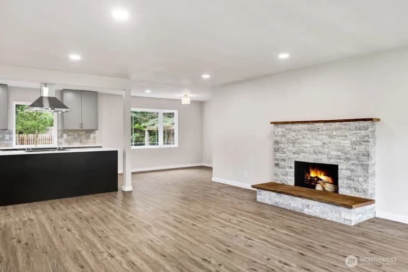 Property photo for 2817 Mcleod Road, Bellingham photo 10