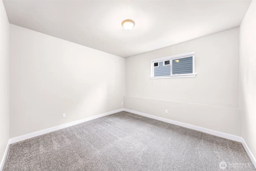 Property photo for 3860 Lindsay Avenue, Bellingham photo 36