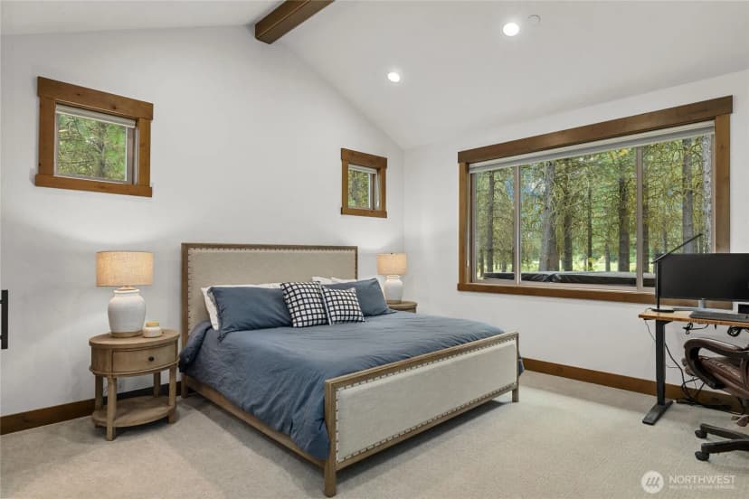 Property photo for 1060 Southern Star Lane, Cle Elum photo 11