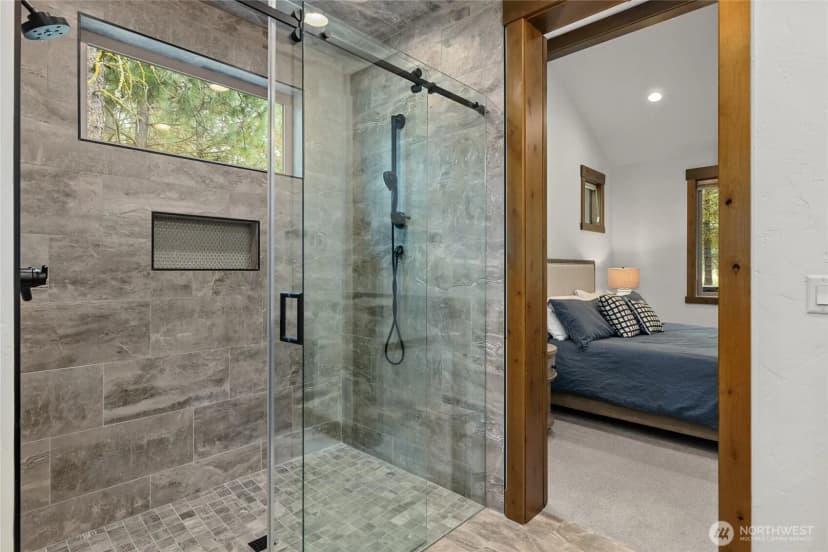 Property photo for 1060 Southern Star Lane, Cle Elum photo 14