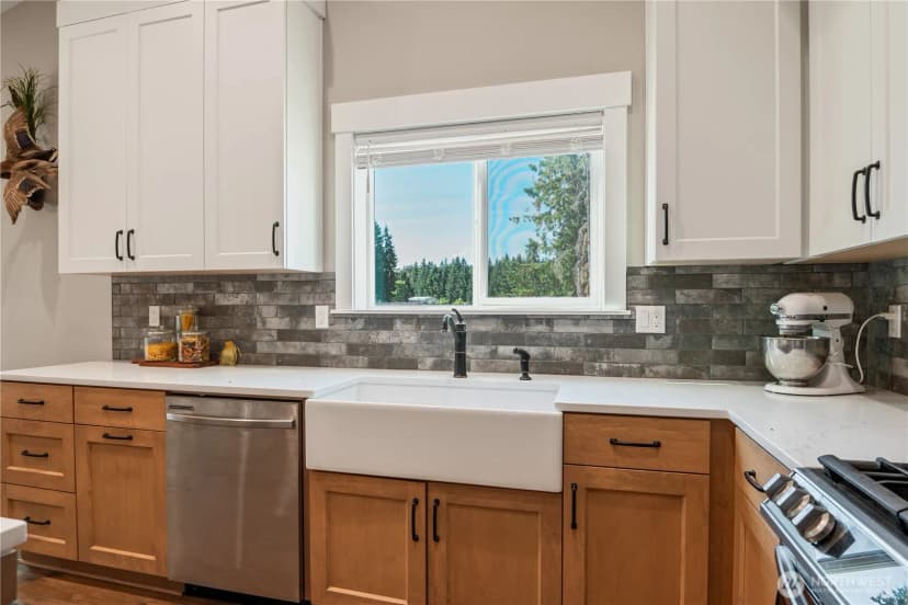 Property photo for 103 Andrew Court, Castle Rock photo 6