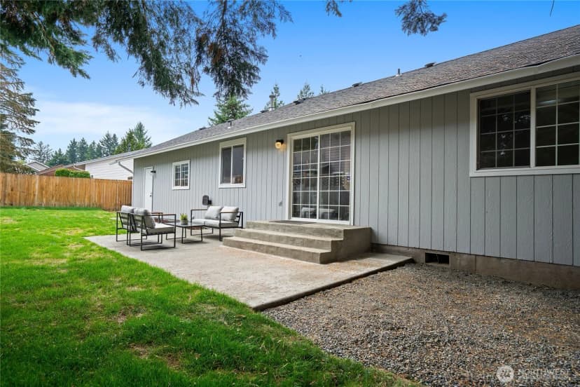 Property photo for 32206 Sunny Lane, Black Diamond photo 28