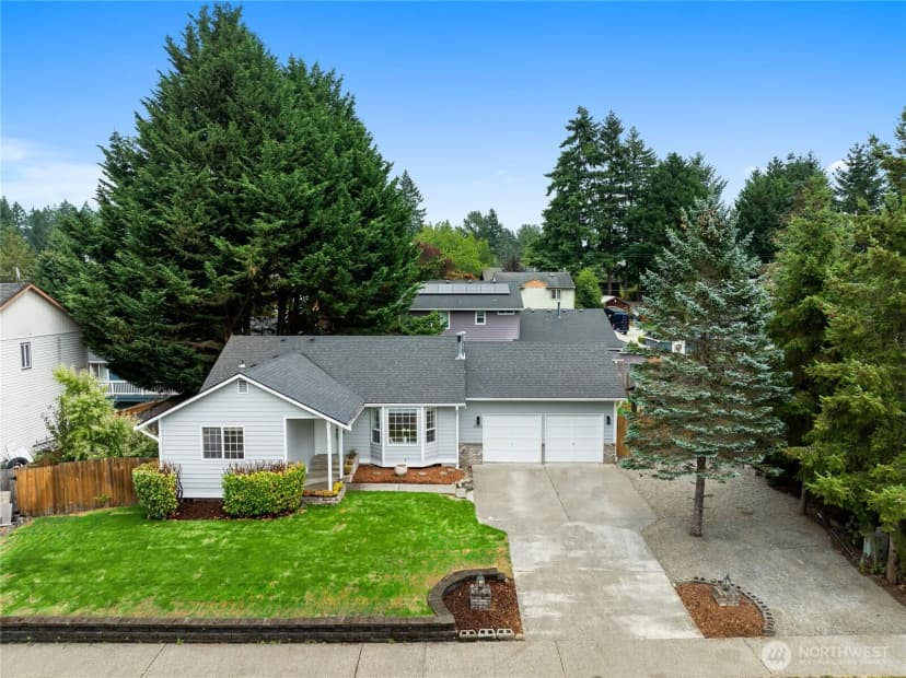 Property photo for 32206 Sunny Lane, Black Diamond photo 36