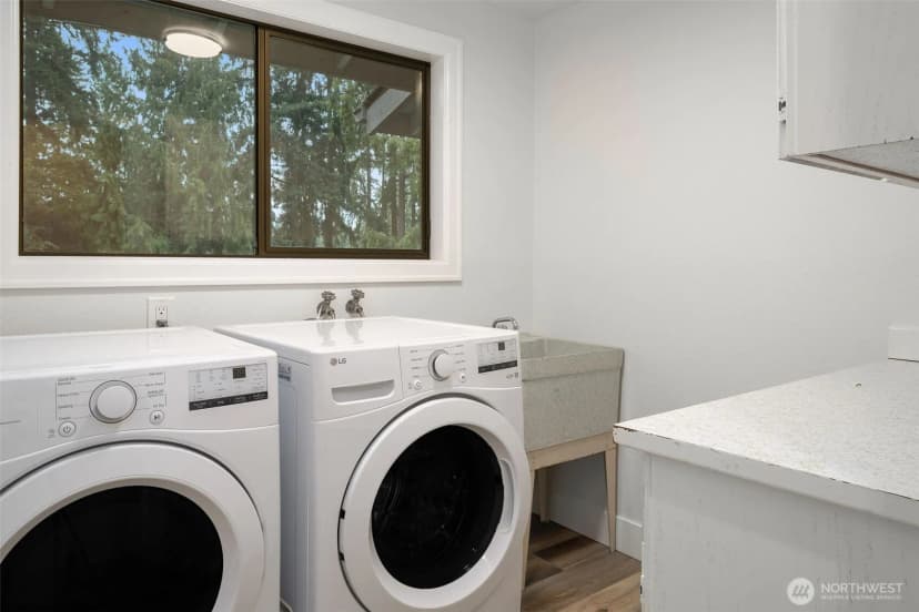 Property photo for 21812 Se 28th Street, Sammamish photo 15