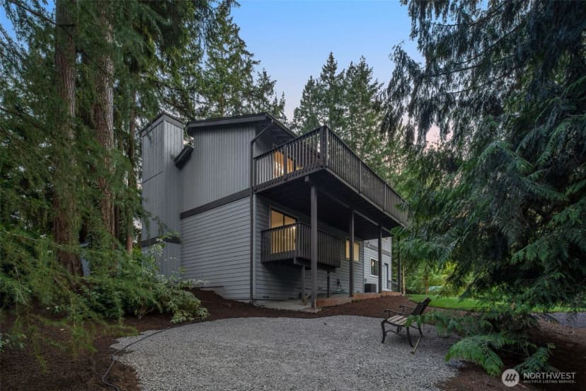 Property photo for 21812 Se 28th Street, Sammamish photo 4