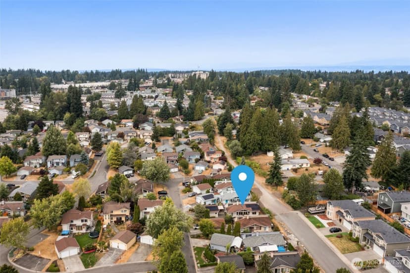 Property photo for 9413 2nd Drive Se, Everett photo 32