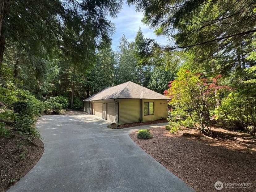Property photo for 201 Buck Loop Road, Sequim photo 2