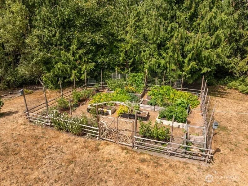 Property photo for 572 Critter Country Trail, Sequim photo 30