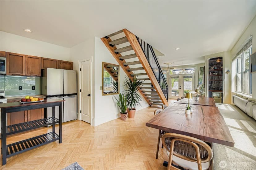 Property photo for 4408 28th S, Seattle photo 10
