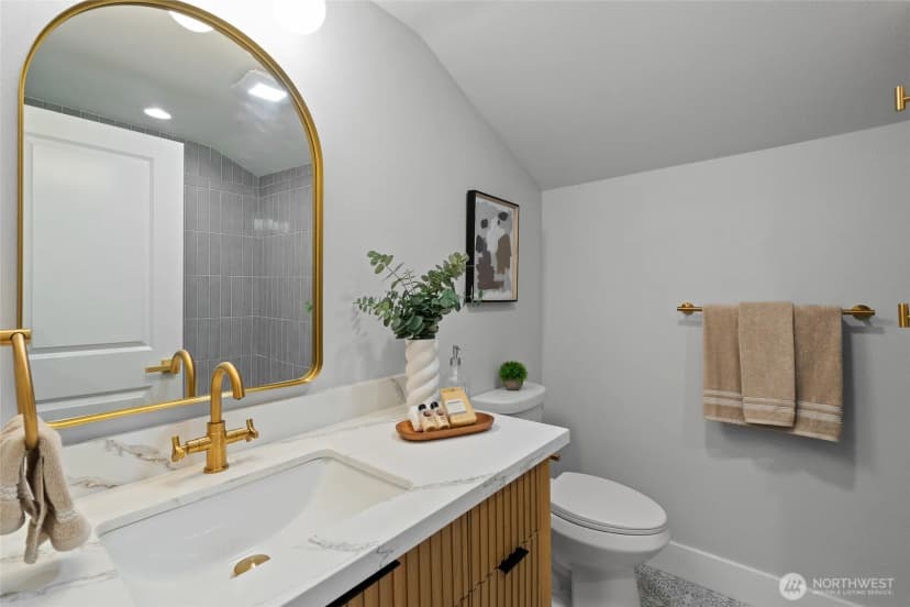 Property photo for 3061 20th Avenue S, Seattle photo 22
