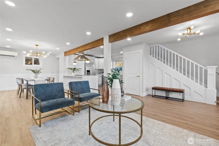 Property photo for 3061 20th Avenue S, Seattle photo 10