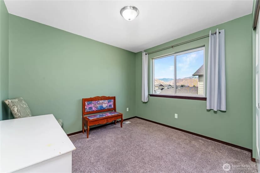 Property photo for 412 S Kansas Loop, East Wenatchee photo 19