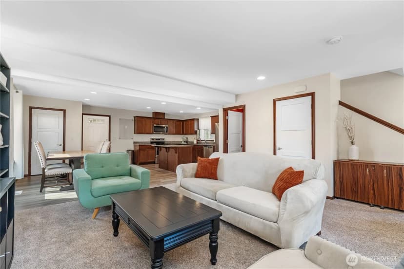 Property photo for 412 S Kansas Loop, East Wenatchee photo 5