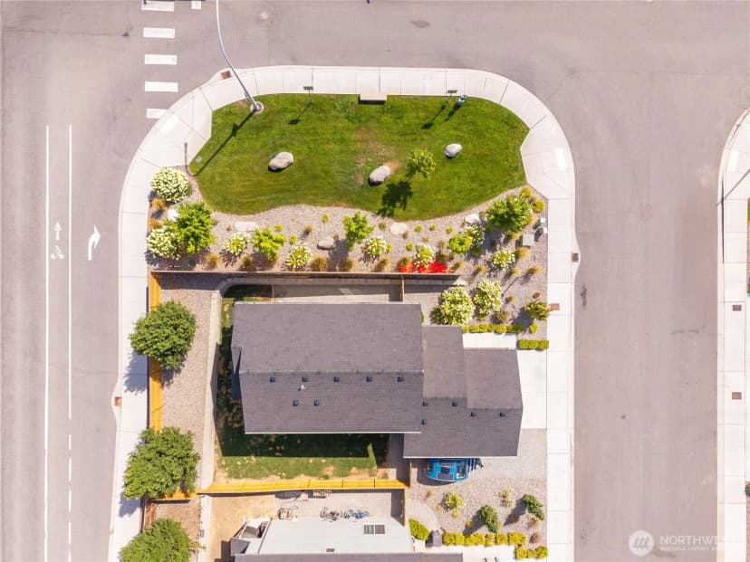 Property photo for 412 S Kansas Loop, East Wenatchee photo 25