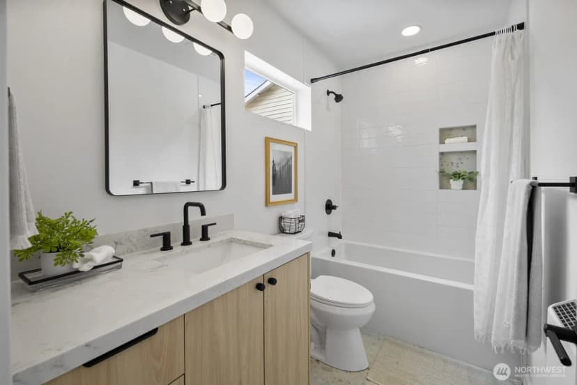 Property photo for 3424 B 20th Avenue S, Seattle photo 18