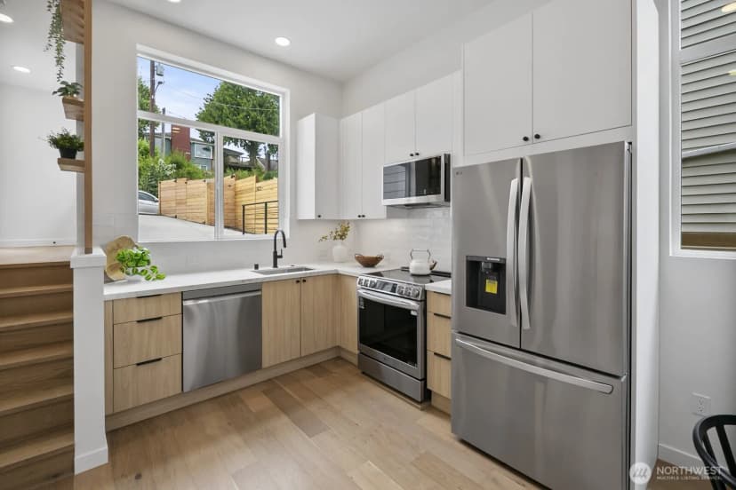Property photo for 3424 B 20th Avenue S, Seattle photo 6