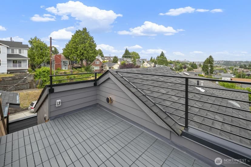 Property photo for 3424 B 20th Avenue S, Seattle photo 20