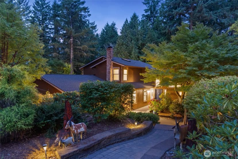 Property photo for 6729 Westhill Court Sw, Olympia photo 3