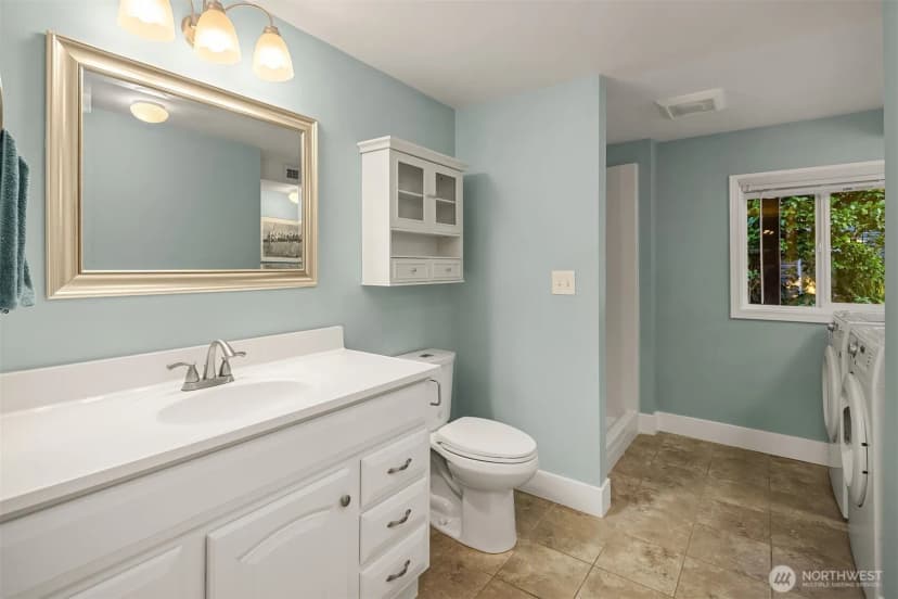 Property photo for 10647 Marine View Drive Sw, Seattle photo 36