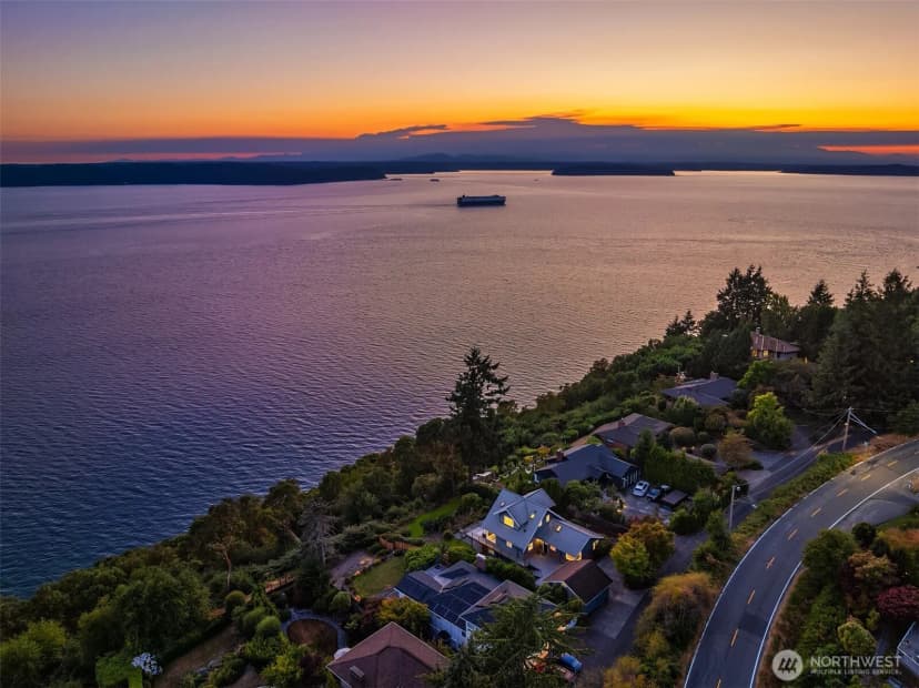 Property photo for 10647 Marine View Drive Sw, Seattle photo 40