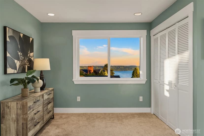 Property photo for 10647 Marine View Drive Sw, Seattle photo 27