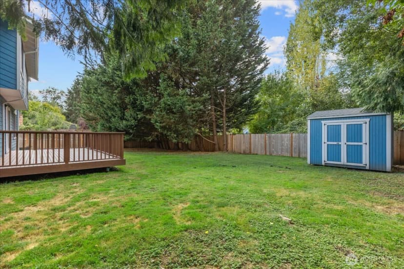 Property photo for 19227 75th Avenue Ne, Kenmore photo 32