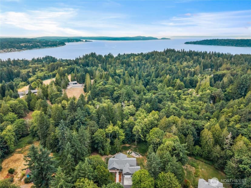Property photo for 4464 Eastway Drive Se, Port Orchard photo 23
