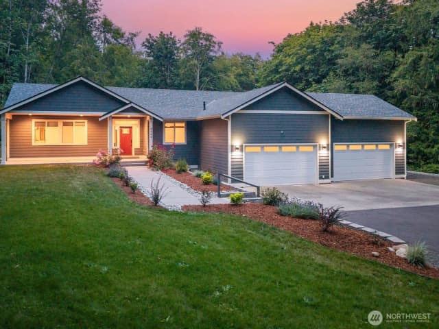 Property photo for 4464 Eastway Drive Se, Port Orchard