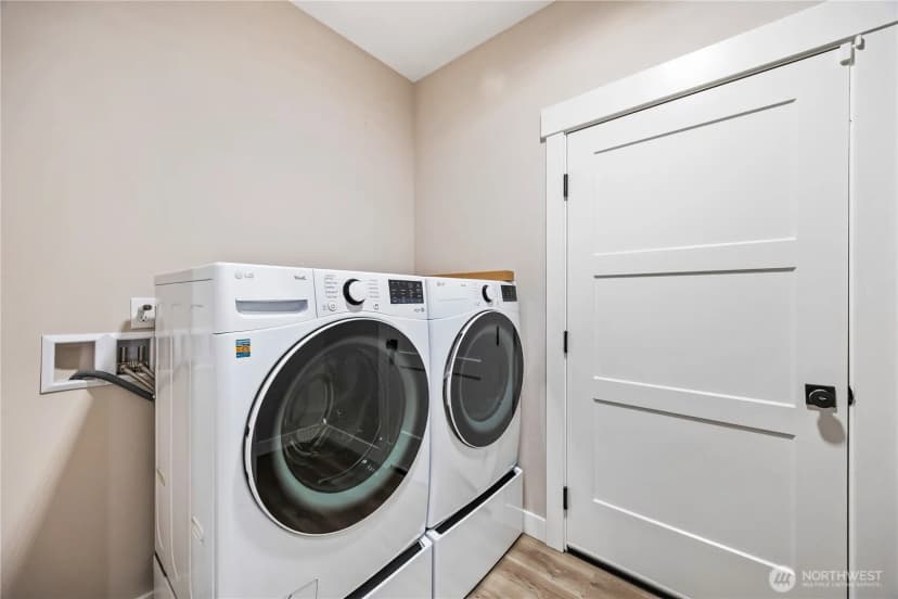 Property photo for 4464 Eastway Drive Se, Port Orchard photo 14