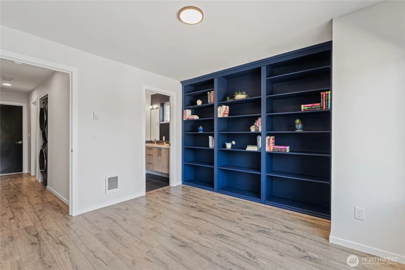 Property photo for 5456 Delridge Way Sw, Seattle photo 24