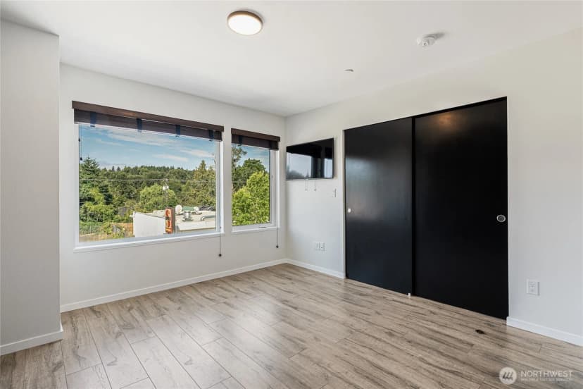 Property photo for 5456 Delridge Way Sw, Seattle photo 25