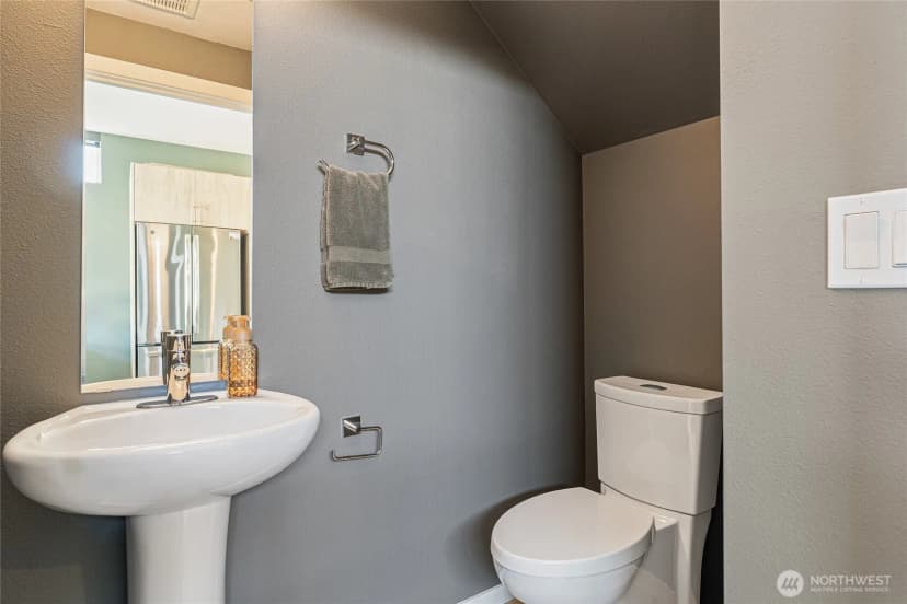 Property photo for 5456 Delridge Way Sw, Seattle photo 15