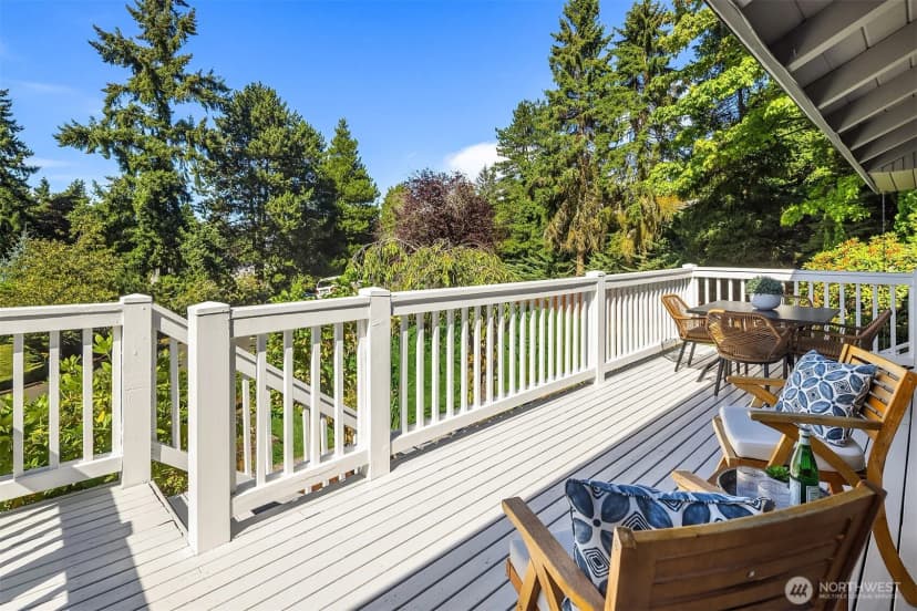 Property photo for 7929 Se 37th Street, Mercer Island photo 5