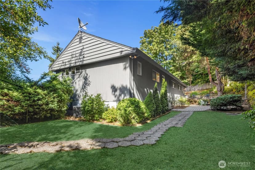 Property photo for 7929 Se 37th Street, Mercer Island photo 37
