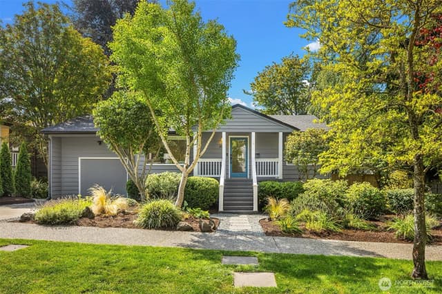 Property photo for 4015 Ne 60th Street, Seattle