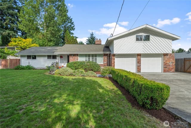 Property photo for 4411 Alameda Avenue W, University Place