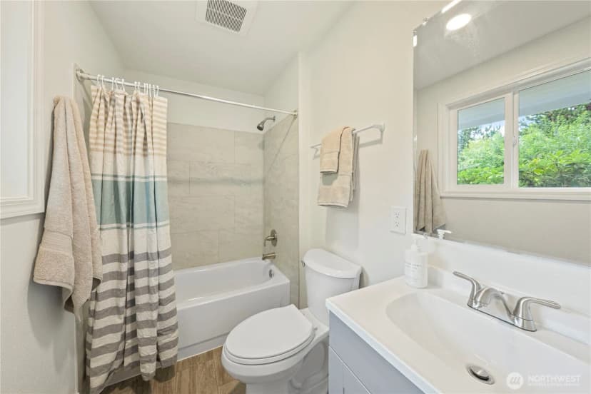 Property photo for 4411 Alameda Avenue W, University Place photo 23