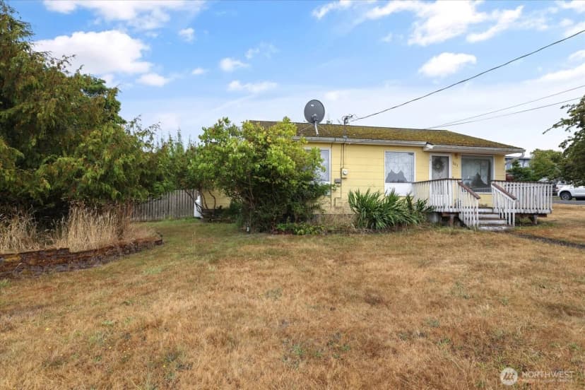 Property photo for 201 Ne 7th Street, Coupeville photo 31