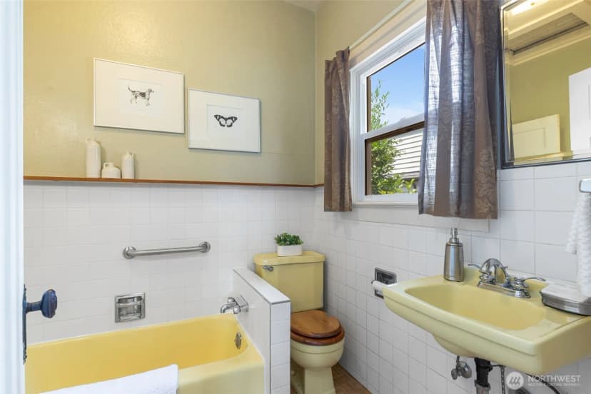 Property photo for 1610 S Hill Street, Seattle photo 26