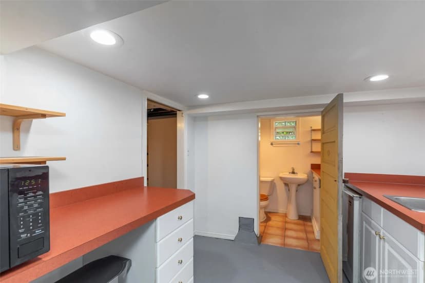 Property photo for 1610 S Hill Street, Seattle photo 33
