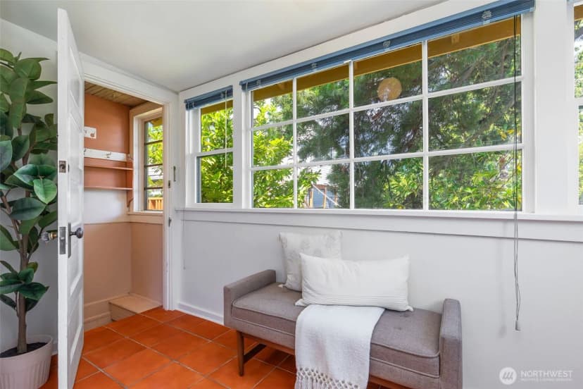 Property photo for 1610 S Hill Street, Seattle photo 18